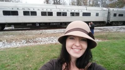 daisy_mindy's profile picture. outgoing | EL Teacher @mnpsschools | being outdoors is my jam