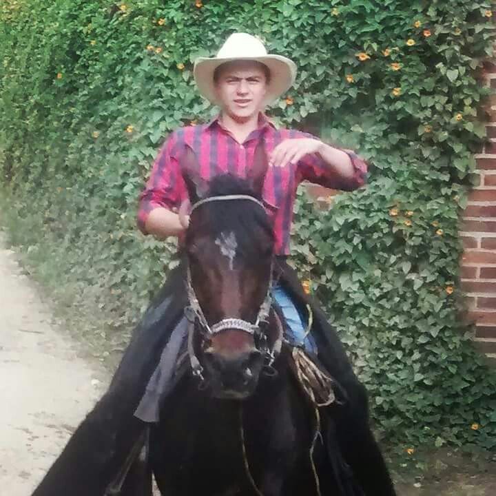 Estudiante de historia en la Pontificia Universidad Javeriana -Bogotá