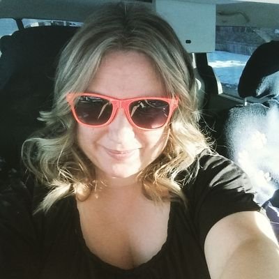 jenneMac's profile picture. Love music, love my family, life is pretty darn great. Hard not to be greatful for everything i have.