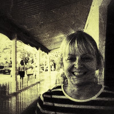 Educator at University of South Australia. Digital media, literature for young people, interdisciplinary teaching.