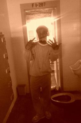 I been ran it up still bossed up these how's fear but y'all niggas really dig I got major sause an I been pipd up an solid 1