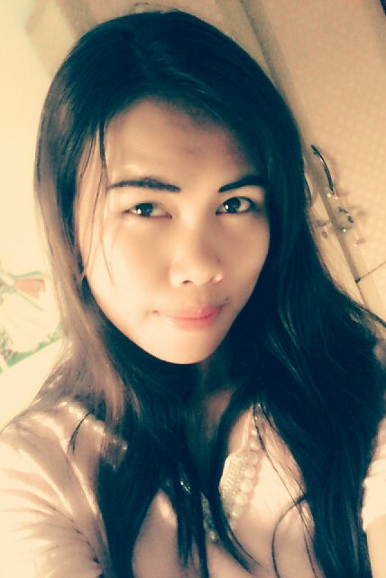 Vi2n_03's profile picture. Simple Woman:)