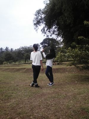 widyajoongki's profile picture. song joongki