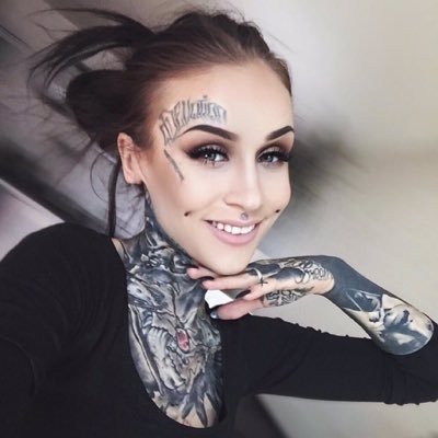 shaelynnrpguod's profile picture. «she's an angel, but damn that angel's bad as fuck.»