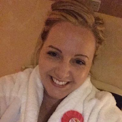 Cardiac nurse for the NHS....health coach for Juice Plus and mum to my 3 beautiful children ❤️