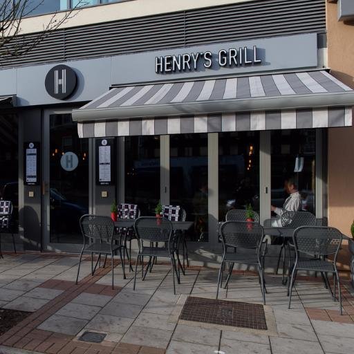 Independent restaurant 48 Esher High St. Breakfast/lunch/dinner. @The_SRA Award. Supports @SSChospices. Big bro of @henryskitchenuk. https://t.co/ccLdlkqxYo