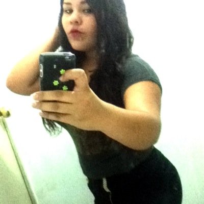 CoderAracely's profile picture. Yo solo le sonrio a la vida,apesar de que tenga los peores problemas del mundo..