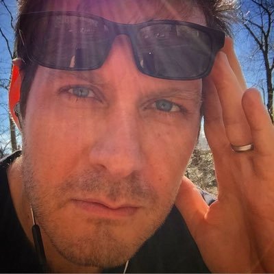 Photographer. Podcaster. Entrepreneur & Creative. Traveler. Husband & Father. Connector & Communicator. Leader of @PhotoBrigade.