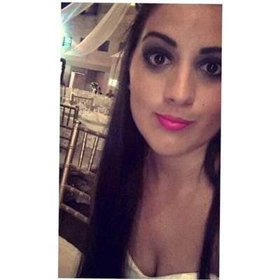 Estudiante dela carrera de Ingenieria Comercial -UniNorte¤ .. Por dura que sea la vida siempre es mej0r regalar una s0nrrisa Me Cuida Desde el Cielo lo see.!8♥
