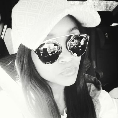 twanelicious's profile picture. 