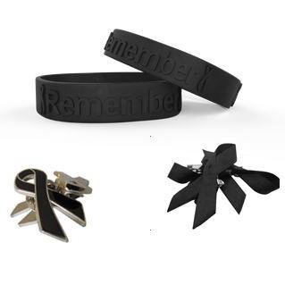 Grieving Together provides mourning symbols (individual and funeral sets) in the form of armbands, pins, ribbons and bracelets.