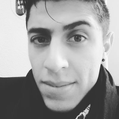 alancharo86's profile picture. Reír y jugar, hasta que pueda!