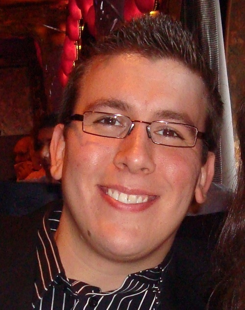 BobTheus's profile picture. Just a kind person, gay, loves family, internet, Wordpress, swimming and a lot more (too much too mention here)