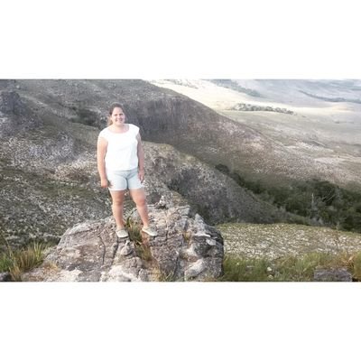 AnaPolachini's profile picture. Odontólogo en formación.