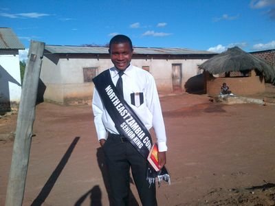 DJ-teks: I live the life of favour no one knows me its only God and my soul