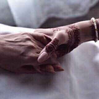 ﺂللہم ﺂرحم رجل ﺂفخر دائماً بأنني حفيدتہ ♡̷̷̷̷̷