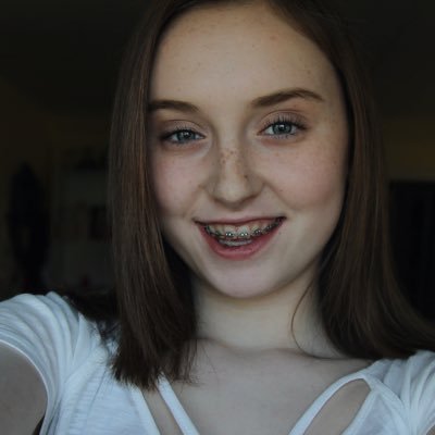 accordingtomad's profile picture. 