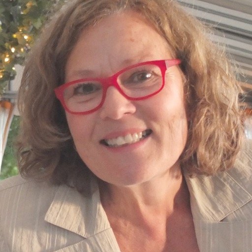 DJasminD's profile picture. citoyenne, enseignante et chargée de cours à la retraite, intéressée par l'éducation, la laïcité, l'environnement, la souveraineté et la sociale-démocratie.