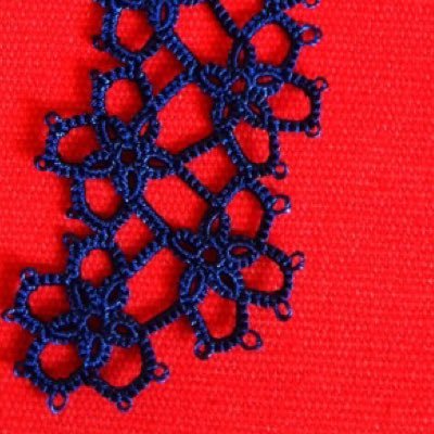 千夜子 糸ヲ編ム 本日のタティングレース 左が編み図どおりにあんだやつ 右が チェインの編み目を1つ減らしたやつ もう1目減らしてもいいなぁ 糸はナイロンの細糸 コツ掴んできたかも これでもなんとか編めそう タティングレース 千夜子 糸ヲ編ム 本日のタティングレース 左が編み図どおりにあんだやつ 右が チェインの編み目を1つ減らしたやつ もう1目減らしてもいいなぁ 糸はナイロンの細糸 コツ掴んできたかも これでもなんとか編めそう タティングレース