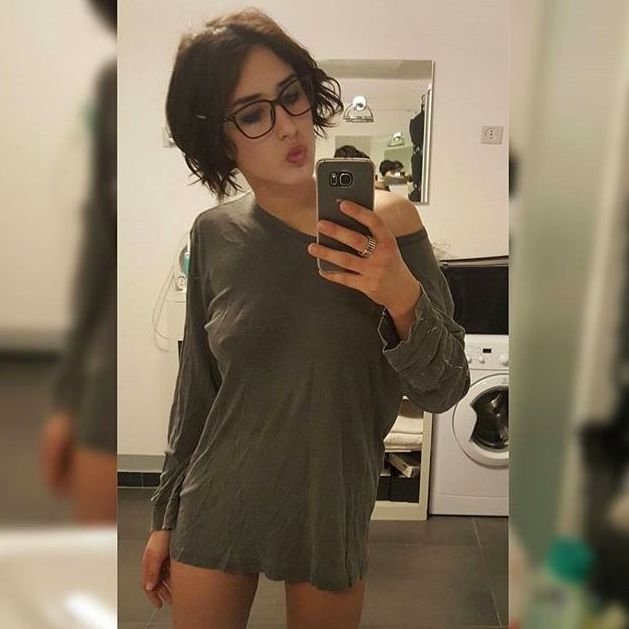 billlhugo's profile picture. Pretty girl from France. Want to meet somebody for sex. Watch me here https://t.co/i9vSETctre. My nick _Eluze9613