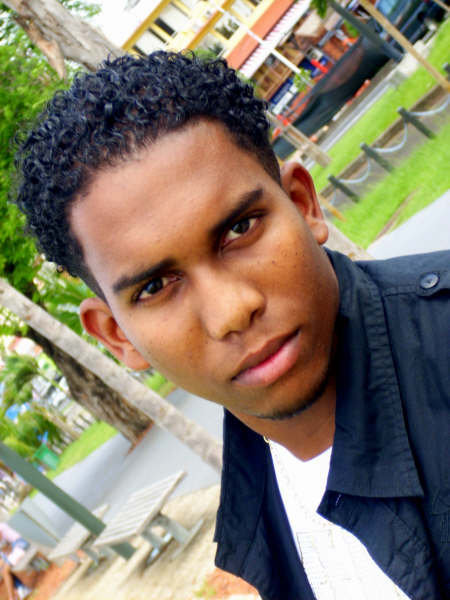 YoNofficial's profile picture. 