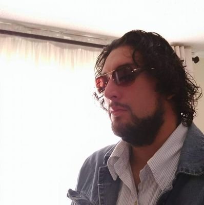 baezdari's profile picture. 