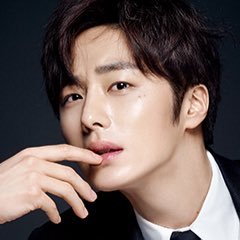 Jung Il Woo 정일우 Profile