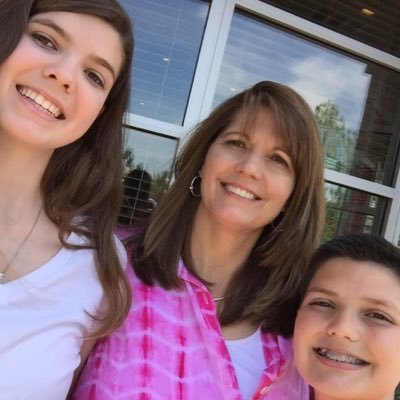 namlluc's profile picture. 