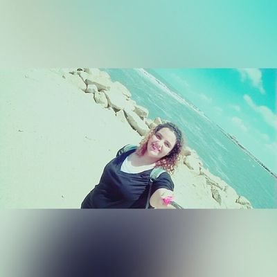 Om el.3ouyoun El.zoooor2 ....... OM 5ODOOD✌
Om D7Ka Gnaan ✌
AL.AHLY ✌
3amr Diab ✌