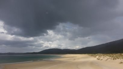 Mitad gallega, mitad bretona. En definitiva, celta. Madrina de Akissi y Yao en #bodouakro.