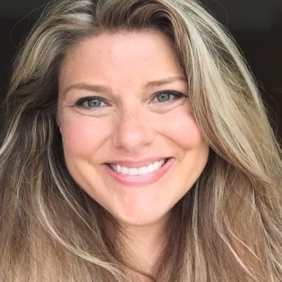 K-5 Reading Specialist, lover of books-particularly GREAT children's & YA lit.. fiction/fantasy/hist romance novels, ❤️helping struggling readers&OUTLANDER fan!