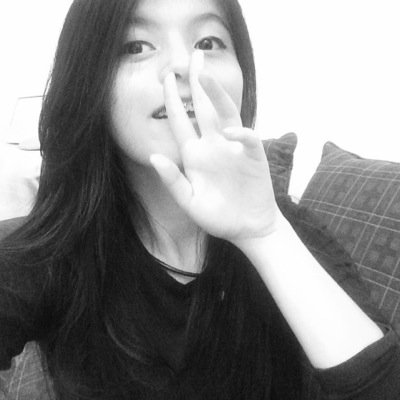 SomeGhost_'s profile picture. Sin embargo permití a mi corazón caer, en algún lugar en el fondo. Pero conseguiré uno nuevo y regresaré la esperanza, que me has robado./Tracy Melissa.