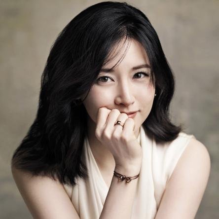 Julia_SJJ's profile picture. 