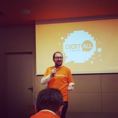 Founder @Alroze Technologies // Enterprise Architect @ ING // https://t.co/NCDgS4BDsd