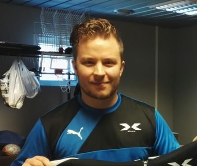 Toiminnanjohtaja, Mikkelin alueen harrasteliigat ry
30 vuotias kolmen lapsen isä joka elää elämää hymyissä suin.
