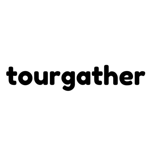 We connect travelers in their destination city. Create a group or activity based meetups in seconds.