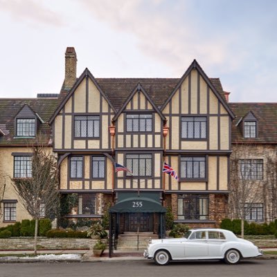 Deer Path Inn Profile