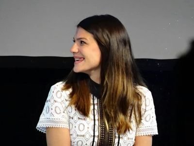 GenPadaleckiFan's profile picture. A fan account for the gorgeous and talented Genevieve Nicole Cortese Padalecki. 
Gen replied 7/9/16