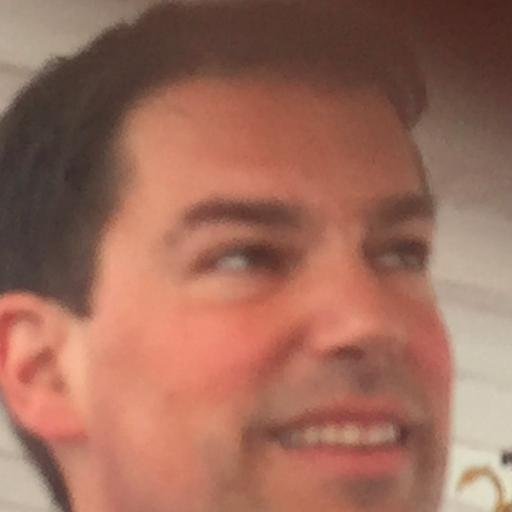 cjemelin's profile picture. Amoureux du lac, passionné de mobilité. @cjemelin@tooting.ch