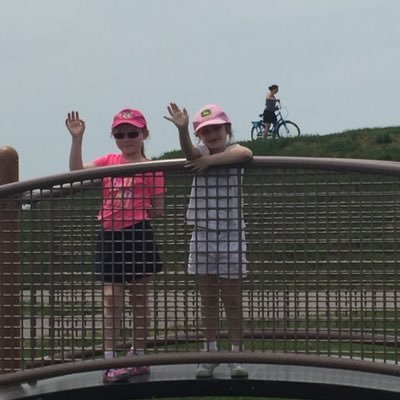 sjmcqueary's profile picture. 