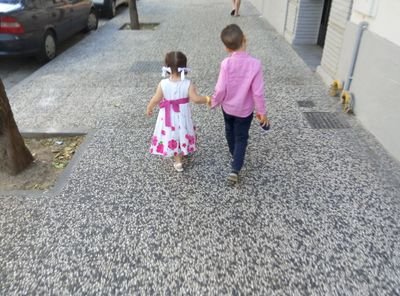 Padre y marido,diplomado en estadística, terminé la
Maratón de Zaragoza y la Behovia en 2014.
Familia y deporte.
Aprendiendo de mis hijos y mi mujer cada día