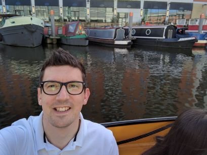 Robin Tegg Profile