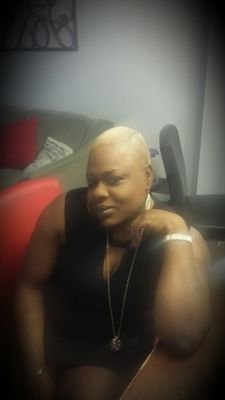 18b47135c7b2476's profile picture. 