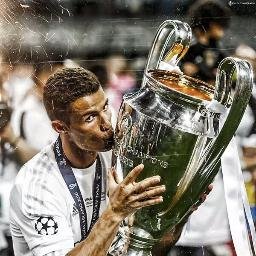 aloulaparisian's profile picture. 