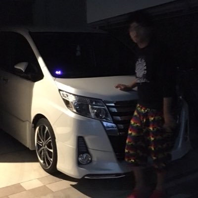 車がとにかく好きな高校三年生です！ 働きだしたら車買いたいです！みなさんの愛車ツイート楽しませて貰ってます！