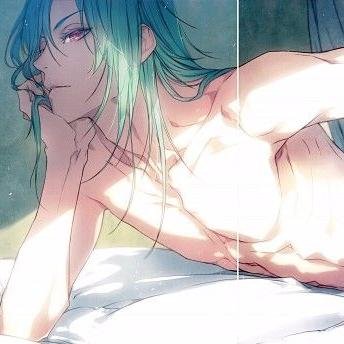 Master in hypnotism. Claims to be the first vampire elf made by originals.I live among you as student. #Single
