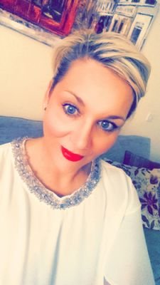 emjayne7879's profile picture. mummy of one tot and  lover of life, giggles, fun times and a good glass of wine ❤