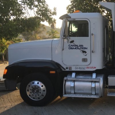 Canalesdemo's profile picture. 