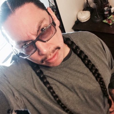 I'm an artist who has been inspired by Japanese animation in modern day tattoo & Ink. I thrive on creative energy that derives from music and art.