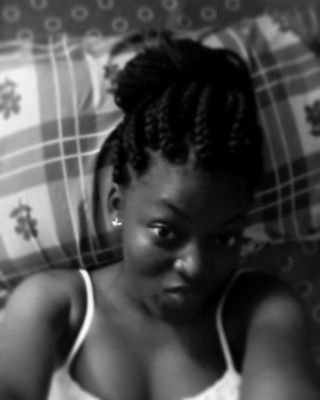 I belong to God|•i am a cool Bae! lol I love making friends with most especially guys...independent lady..I love my self!! God is my everything. IG @__Lolajane